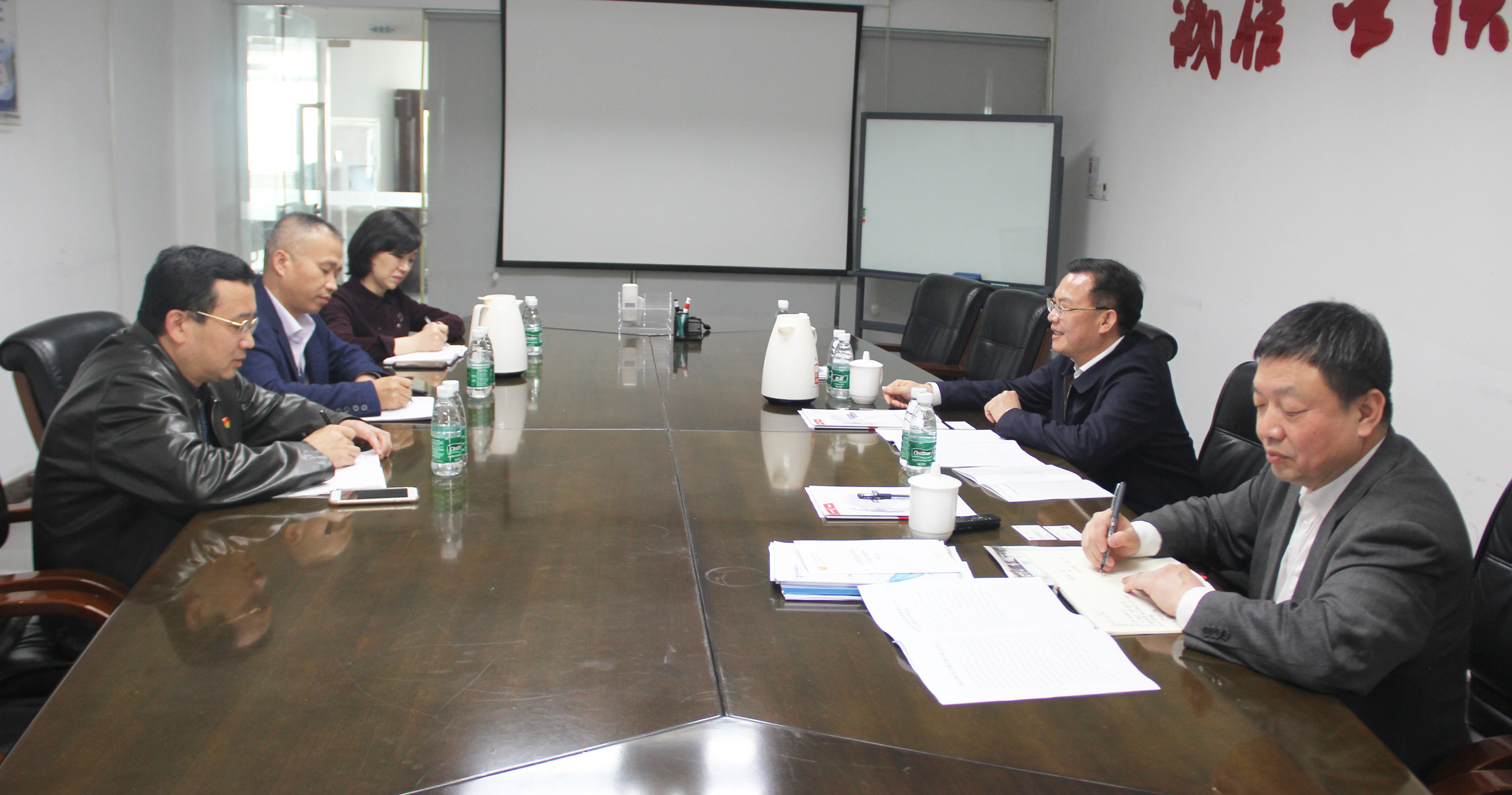 长沙经济技术开发区党工委书记、长沙县委书记沈裕谋莅临中国long8星沙科技园考察调研